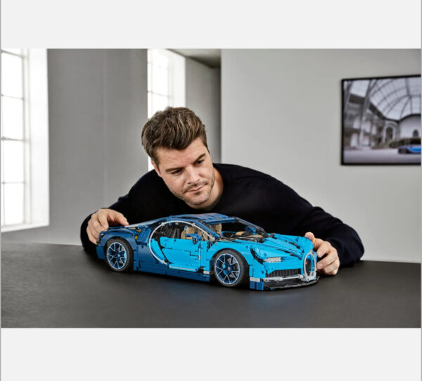 Bugatti Chiron - immagine 8