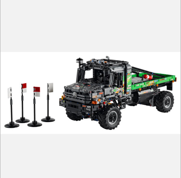 Camion fuoristrada 4x4 Mercedes-Benz Zetros - immagine 15