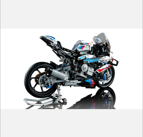 BMW M 1000 RR - immagine 5