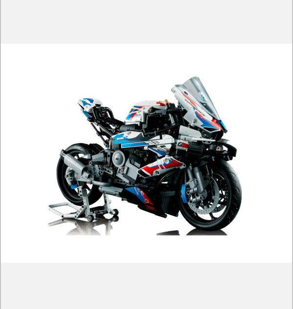 BMW M 1000 RR - immagine 6