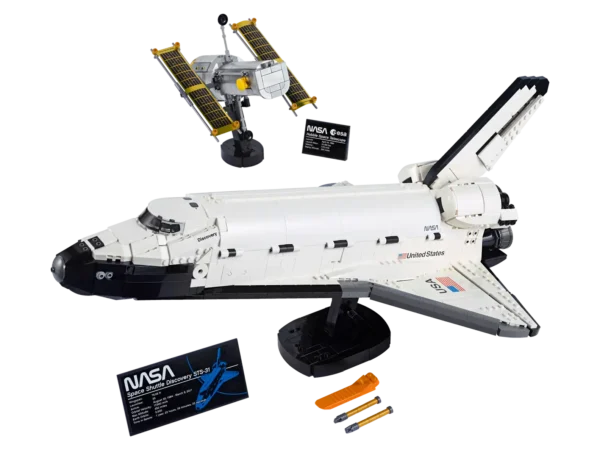 NASA Space Shuttle Discovery - immagine 2