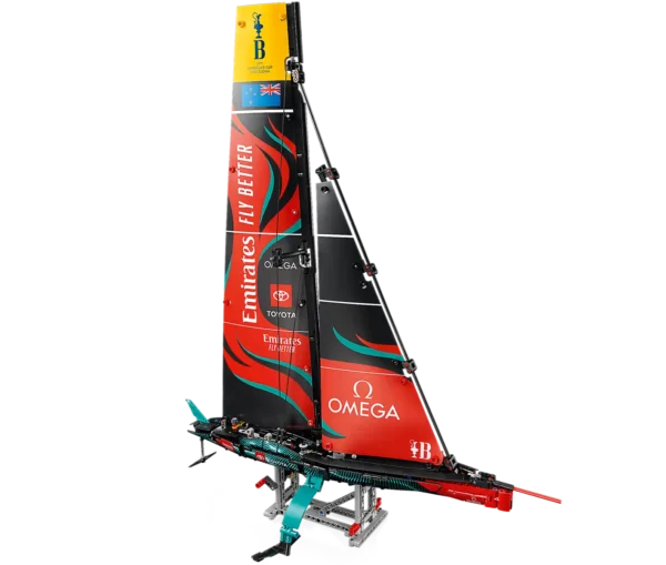 Yacht Emirates Team New Zealand AC75 - immagine 4